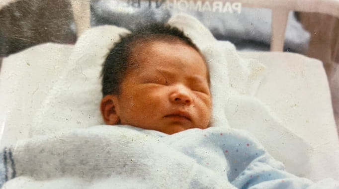 生後間もない赤ちゃん